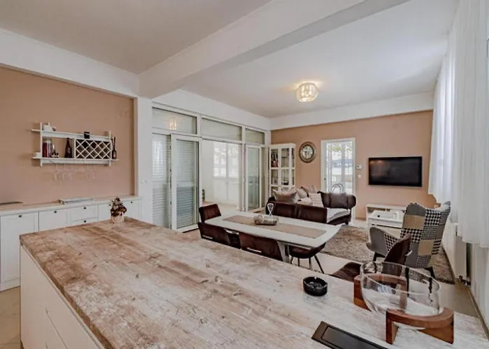 One Step To With Indoor Pool Villa Kuciste