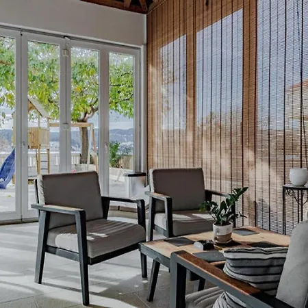 Villa One Step To With Indoor Pool *